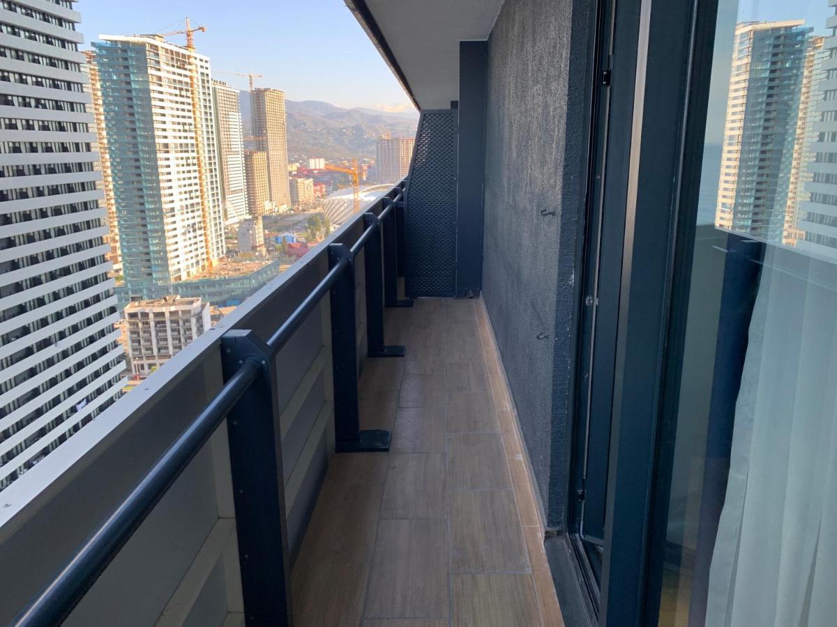 Vip Aparthotel Orbi City Sea View Batum Dış mekan fotoğraf