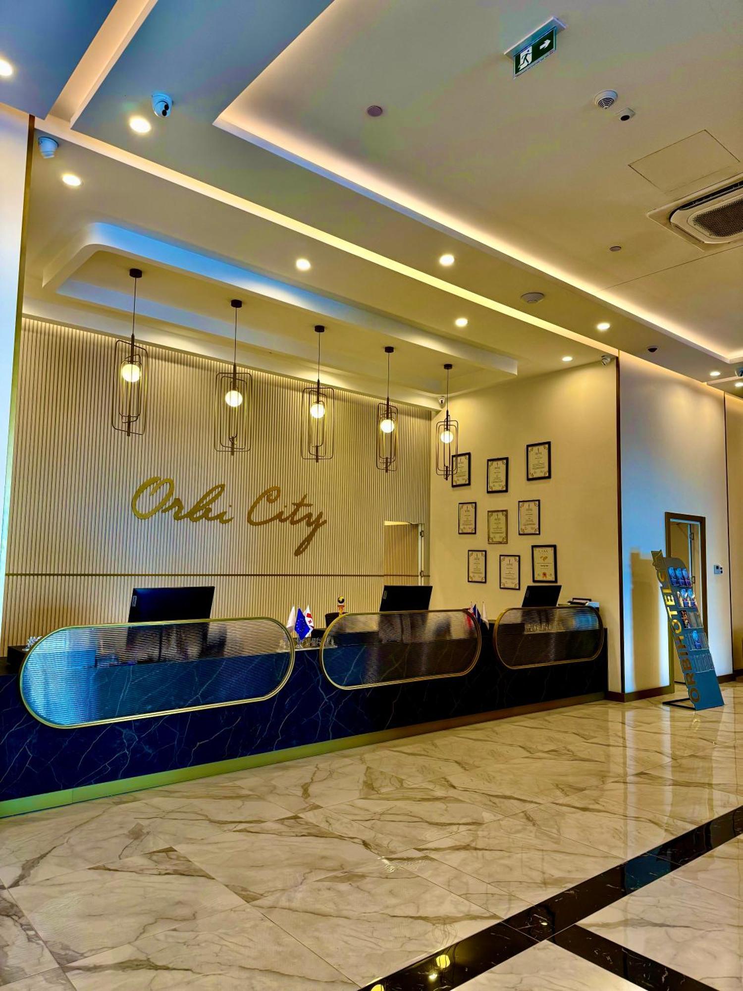 Vip Aparthotel Orbi City Sea View Batum Dış mekan fotoğraf