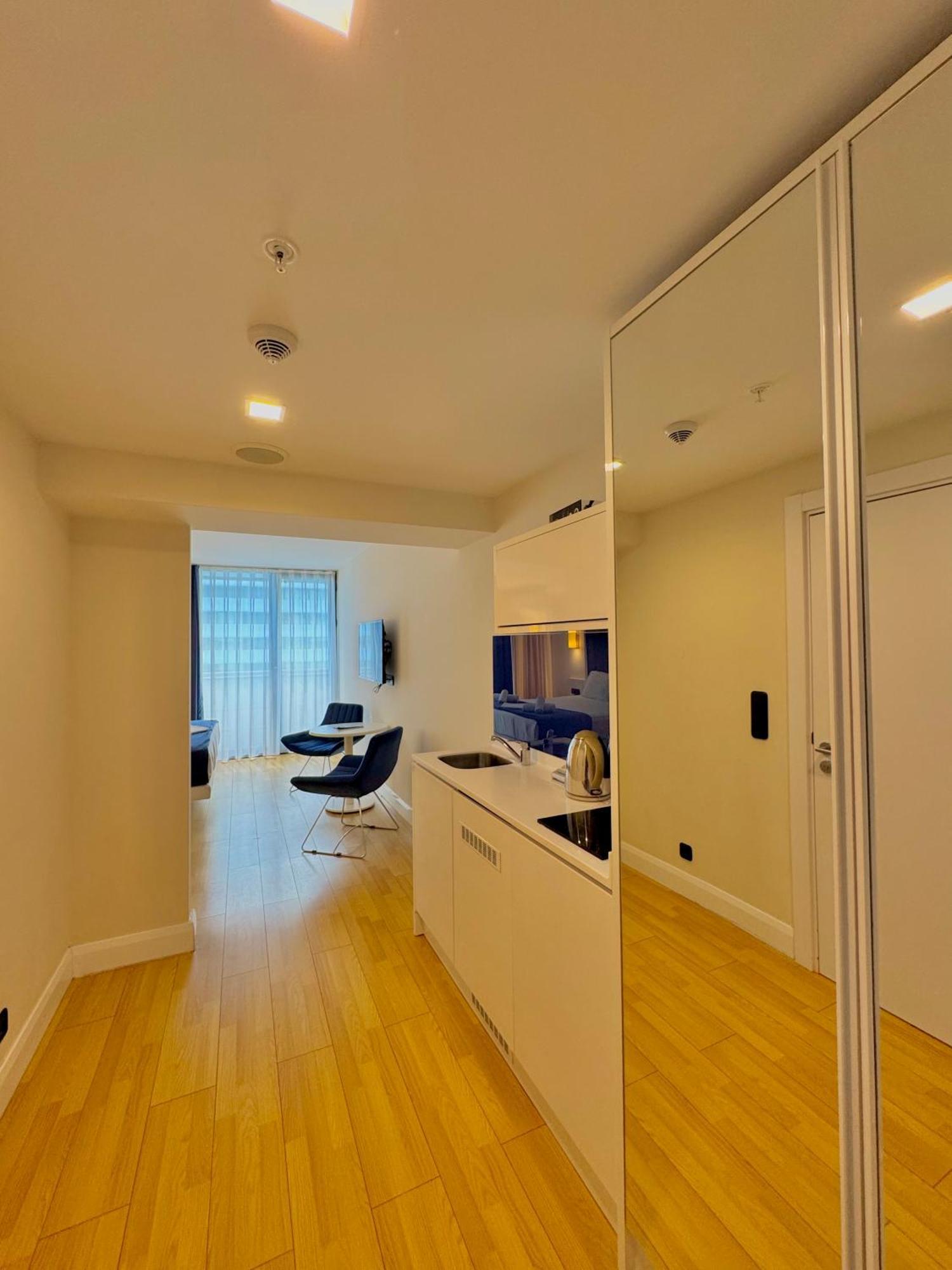 Vip Aparthotel Orbi City Sea View Batum Dış mekan fotoğraf