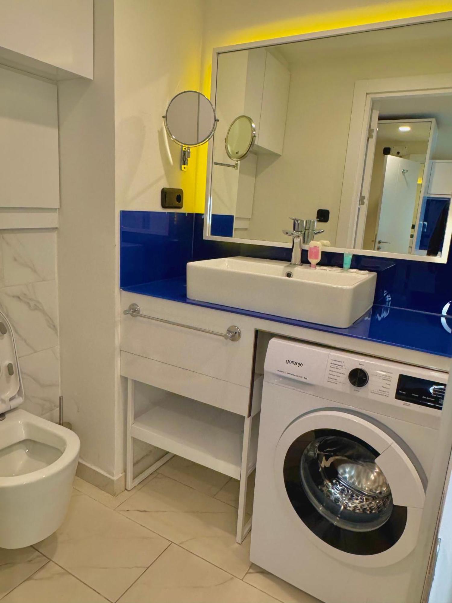 Vip Aparthotel Orbi City Sea View Batum Dış mekan fotoğraf